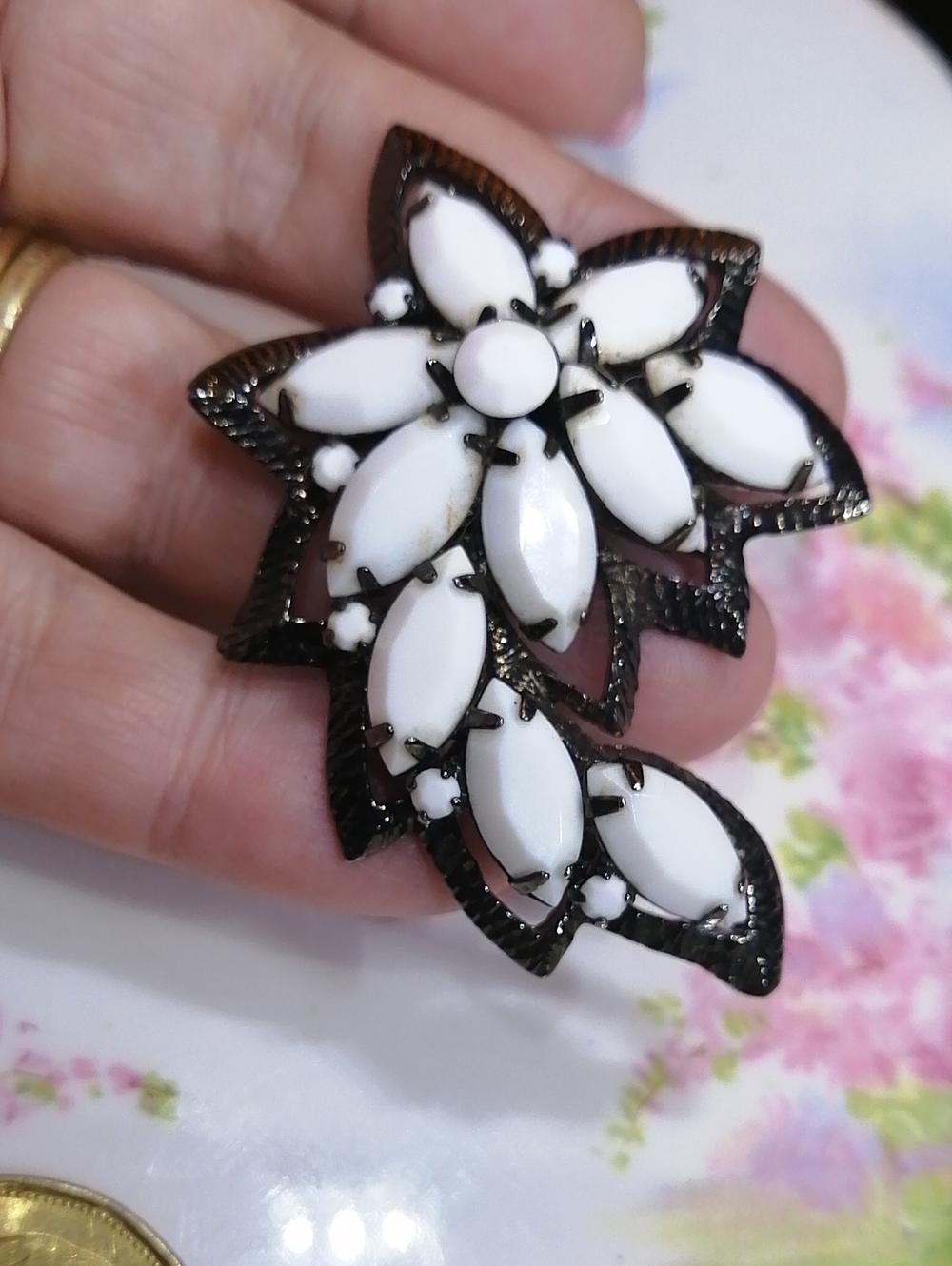 Floral White Milky Glass Style Black Vintage Statement Brooch